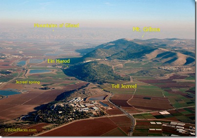 Harod Valley, Mt Gilboa, Jezreel aerial fr w, tb121704019 captions